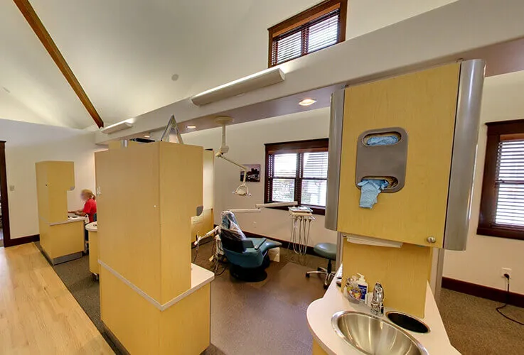 Dental suite and sink